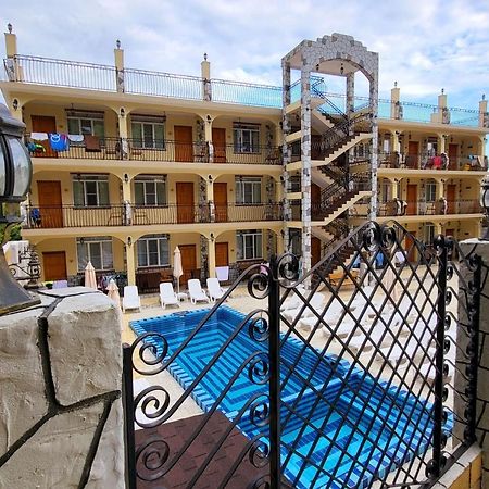 Casa Del Sol Hotel New Athos Екстериор снимка